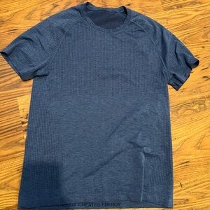 Men's metal vent tech t shirt